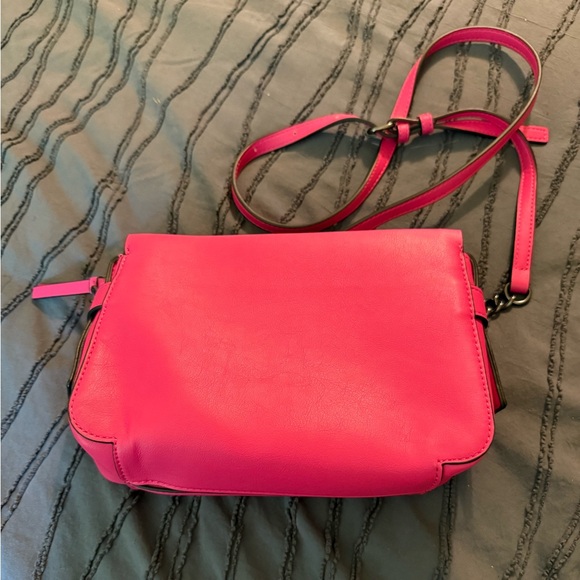 Simply Vera Vera Wang Vibrant pink Accessory - Picture 1 of 4